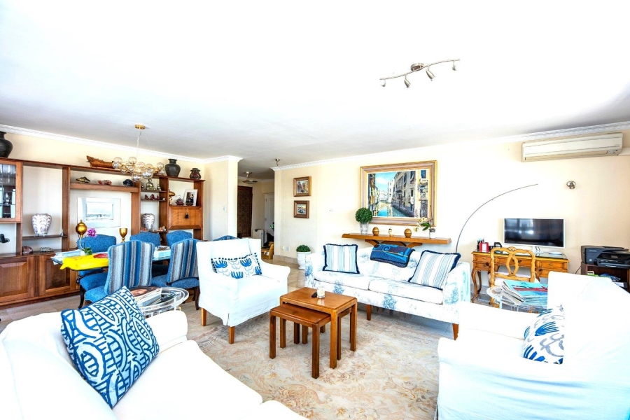 To Let 2 Bedroom Property for Rent in Three Anchor Bay Western Cape